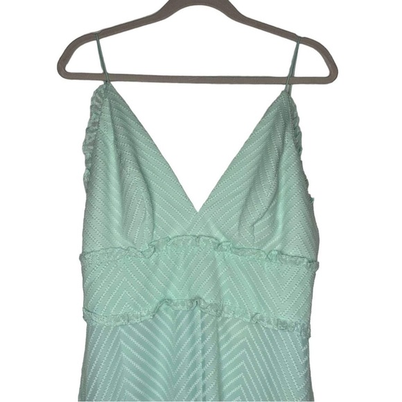ASOS Jarlo Mint Green Deep V-Neck Textured Chevron Ruffle Maxi Dress size 12 - Picture 6 of 8